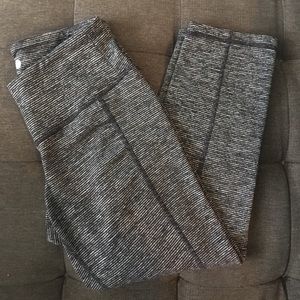 Old Navy like new active leggings size small